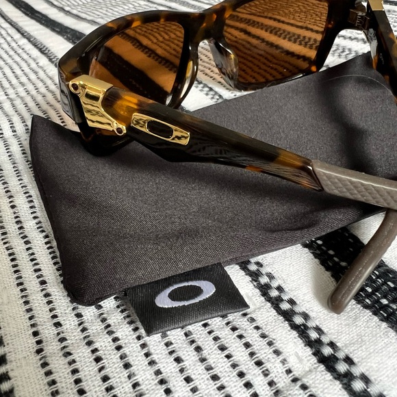 Oakley Jupiter xl - Picture 2 of 3